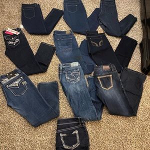 Lot of jeans